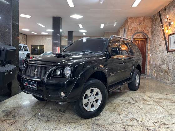 MITSUBISHI PAJERO SPORT 3.5 HPE 4X4 V6 24V GASOLINA 4P AUTOMÁTICO